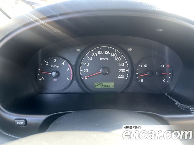 Hyundai Starex 2014 — photo 9