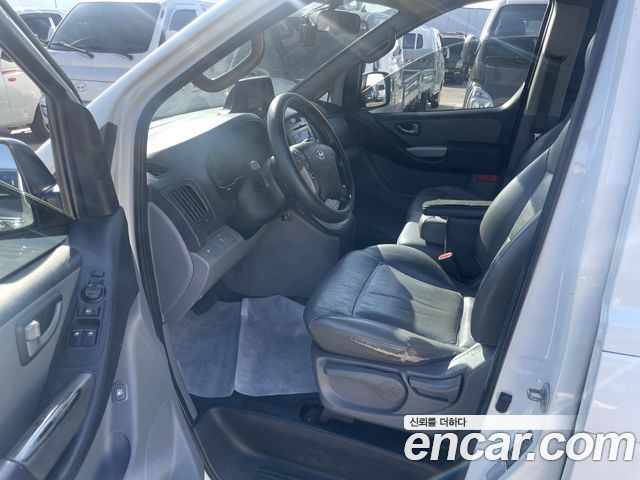 Hyundai Starex 2014 — photo 16