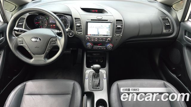 Kia K3 2015 — photo 7