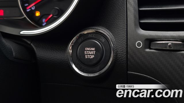 Kia K3 2015 — photo 19