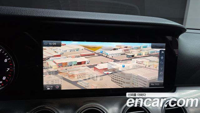 Mercedes-Benz E-Class 2017 — photo 6