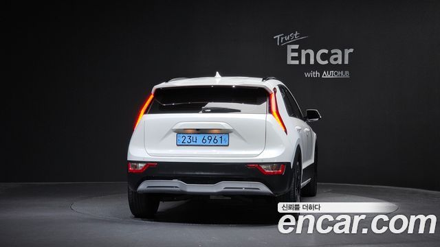 Kia Niro 2023 — photo 4