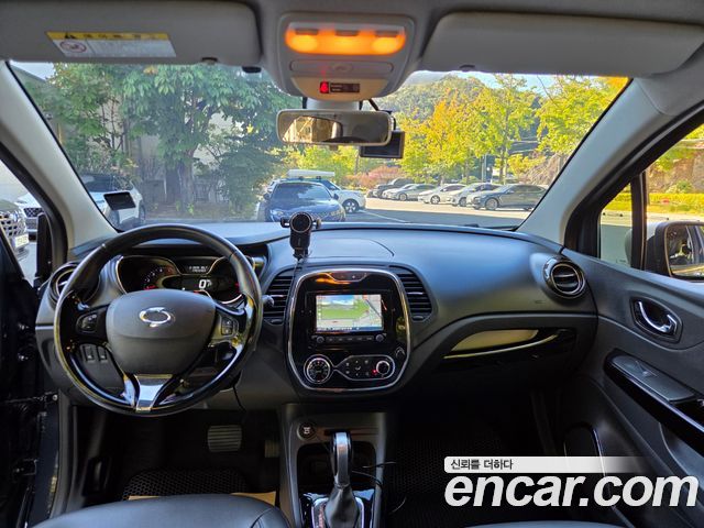 Renault Korea QM3 2016 — photo 10