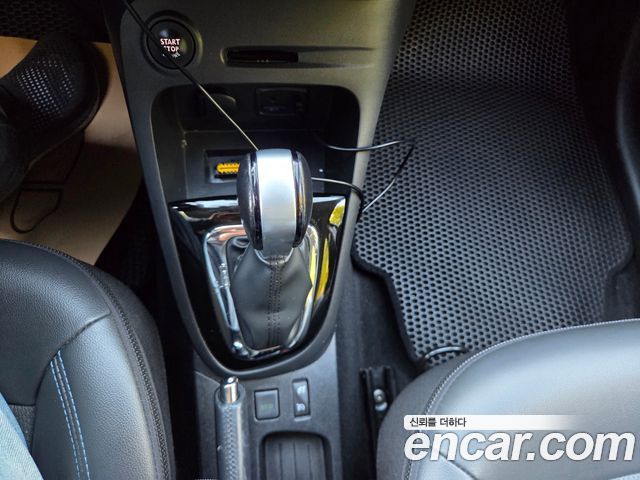 Renault Korea QM3 2016 — photo 15