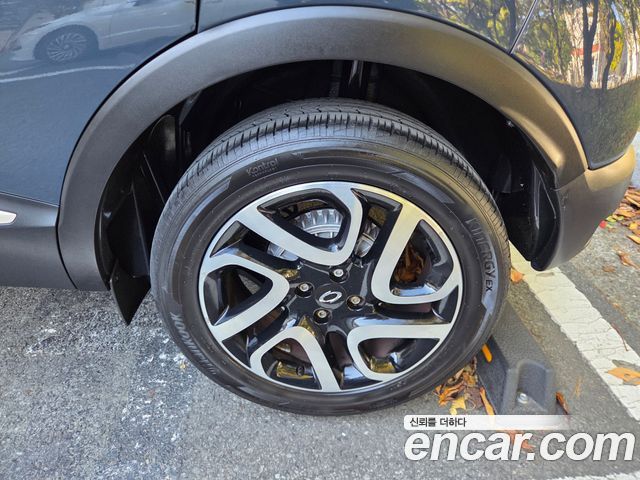 Renault Korea QM3 2016 — photo 19