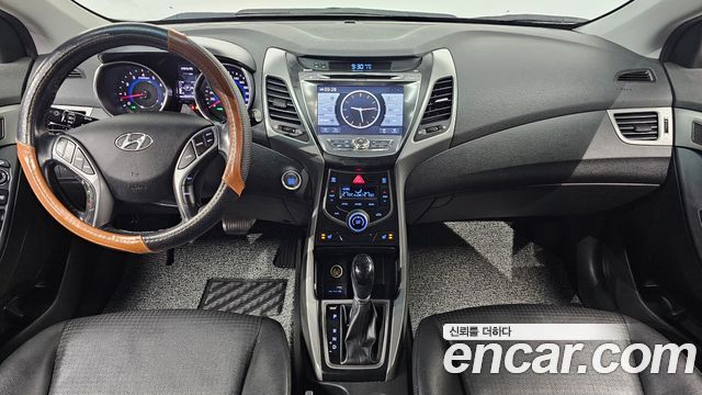 Hyundai AVANTE 2015 — photo 7