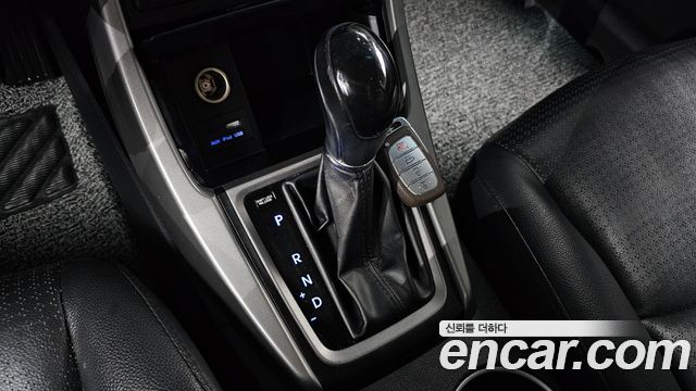 Hyundai AVANTE 2015 — photo 9