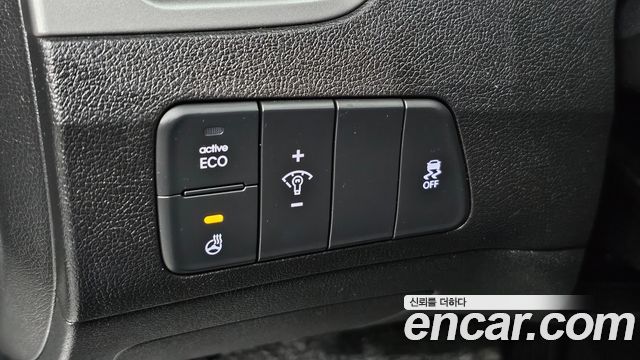 Hyundai AVANTE 2015 — photo 13