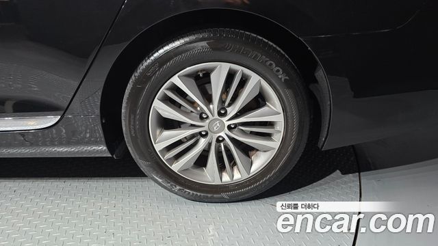 Hyundai Grandeur 2017 — photo 7