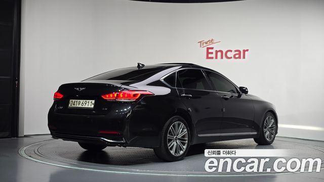 Genesis G80 2018 — photo 2