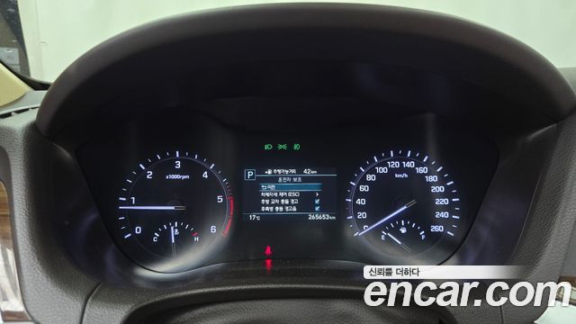 Genesis G80 2018 — photo 8
