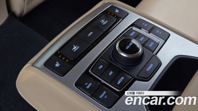 Genesis G80 2018 — photo 19