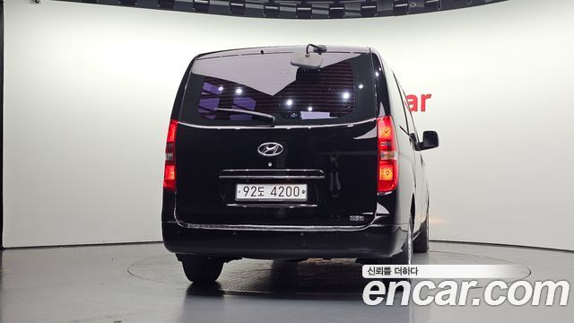 Hyundai Starex 2014 — photo 4