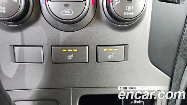 Hyundai Starex 2014 — photo 18