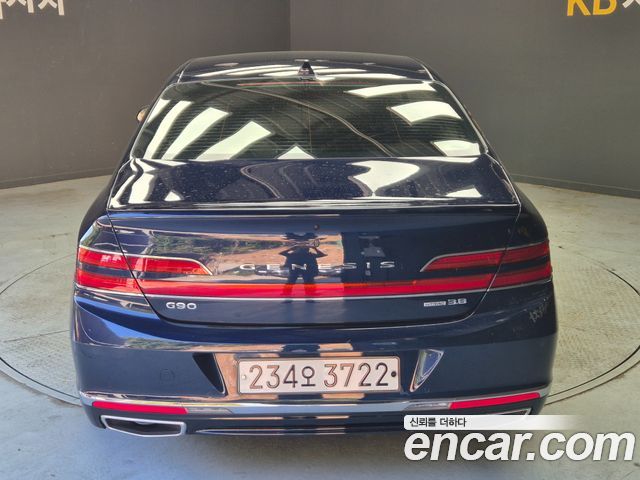 Genesis G90 2019 — photo 4
