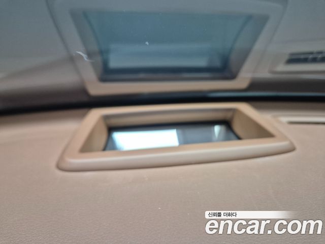 Genesis G90 2019 — photo 12
