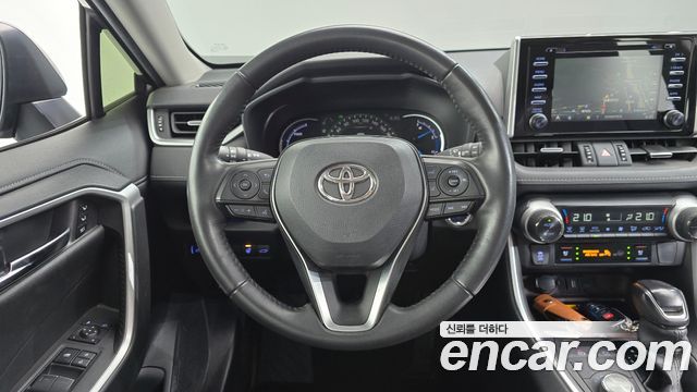 Toyota RAV4 2022 — photo 19