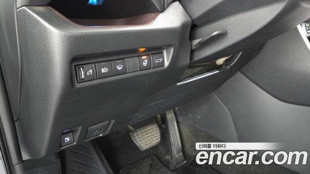 Toyota RAV4 2022 — photo 24