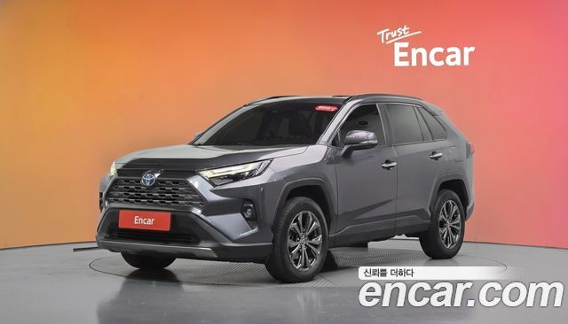 Toyota RAV4 2022 — photo 1