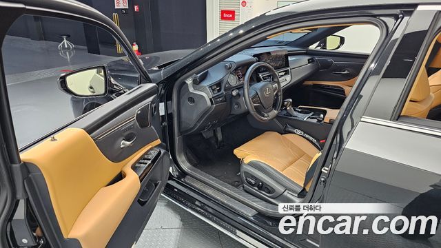 Lexus ES 2026 — photo 13