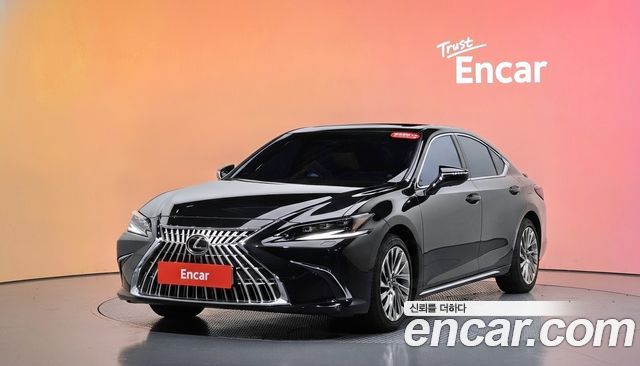 Lexus ES 2026 — photo 1