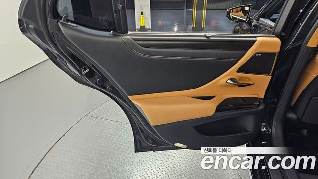 Lexus ES 2026 — photo 15