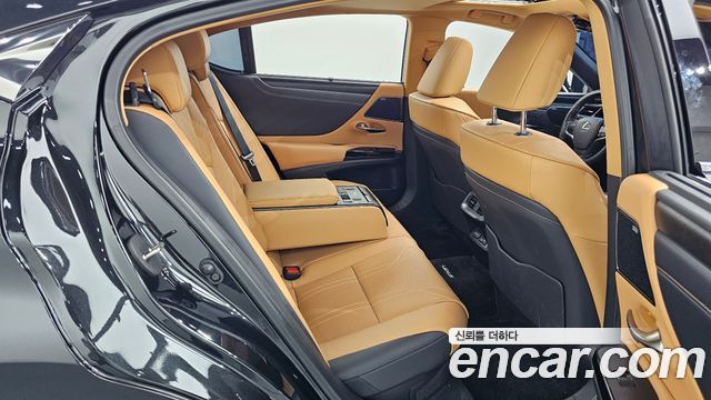 Lexus ES 2026 — photo 16