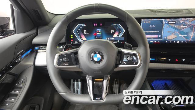 BMW 5-Series 2024 — photo 12