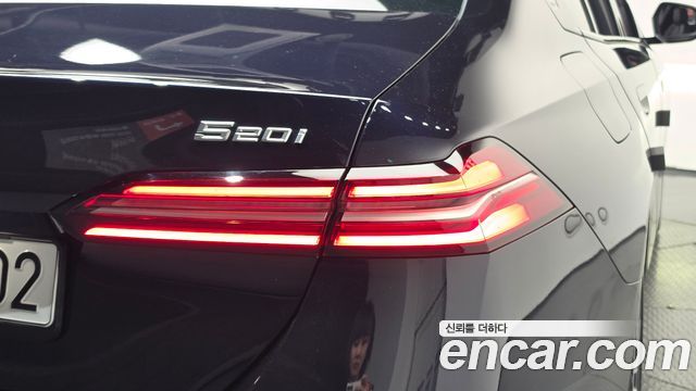 BMW 5-Series 2024 — photo 22