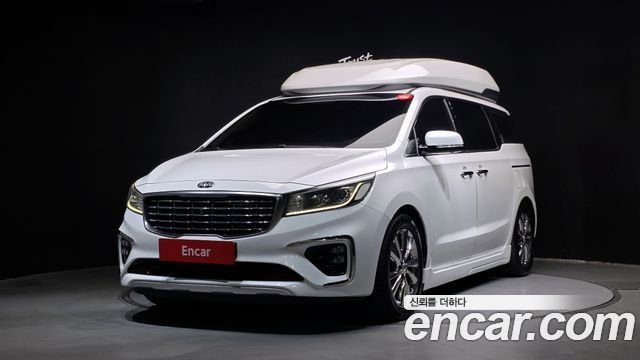 Kia Canival 2019 — photo 1