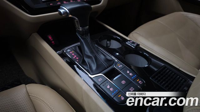 Kia Canival 2019 — photo 12