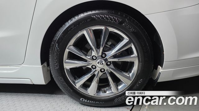 Kia Canival 2019 — photo 7