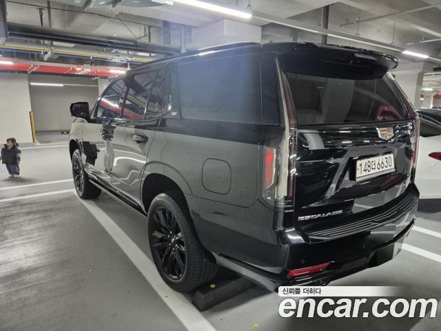 Cadillac Escalade 2023 — photo 5