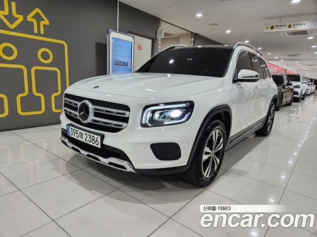 Mercedes-Benz GLB-Class 2022 — photo 1