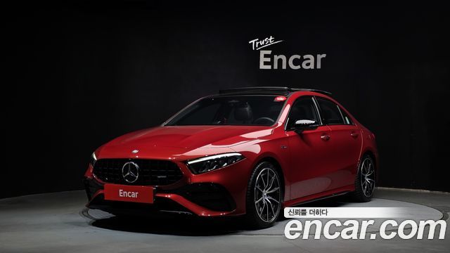 Mercedes-Benz A-Class 2024 — photo 1