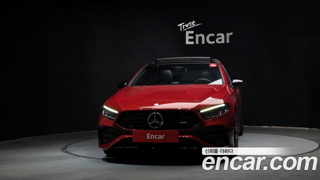 Mercedes-Benz A-Class 2024 — photo 3