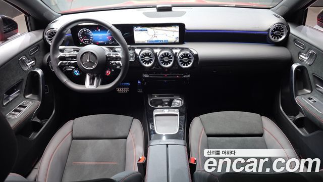Mercedes-Benz A-Class 2024 — photo 10