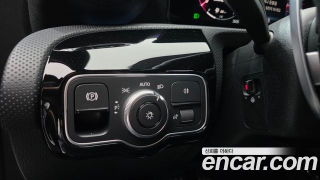 Mercedes-Benz A-Class 2024 — photo 25