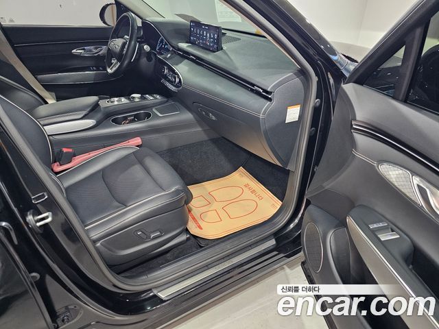 Genesis GV70 2022 — photo 7