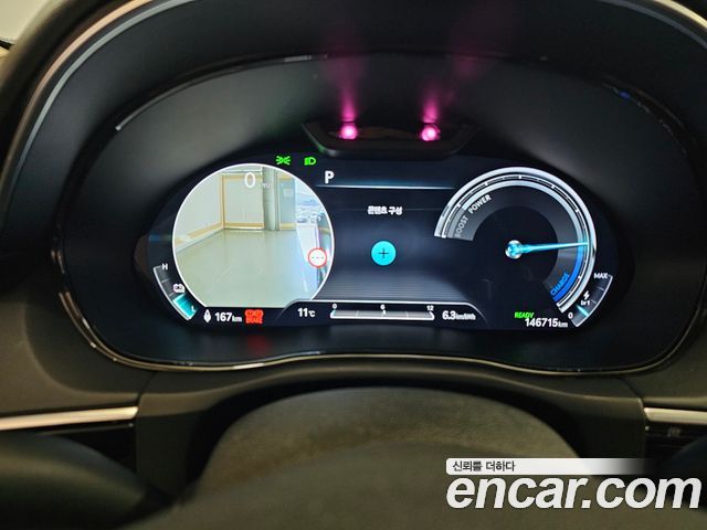Genesis GV70 2022 — photo 11