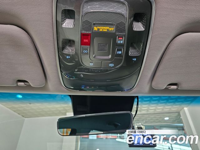 Genesis GV70 2022 — photo 12