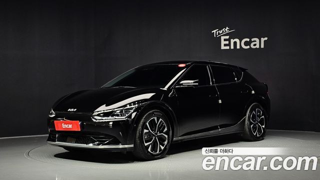 Kia EV6 2023 — photo 1