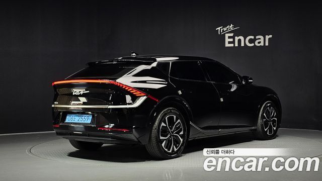 Kia EV6 2023 — photo 2