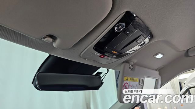 Kia EV6 2023 — photo 17