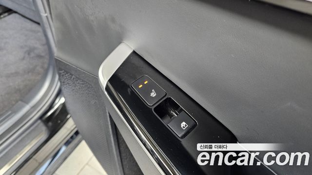 Kia EV6 2023 — photo 18