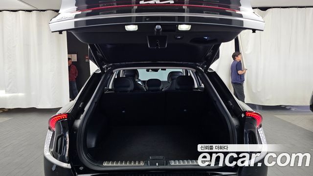 Kia EV6 2023 — photo 20