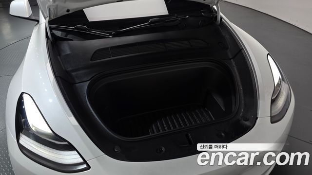Tesla Model Y 2022 — photo 6