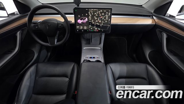 Tesla Model Y 2022 — photo 10