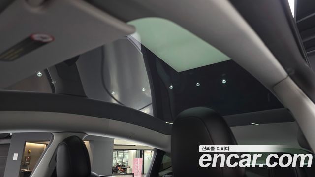 Tesla Model Y 2022 — photo 25