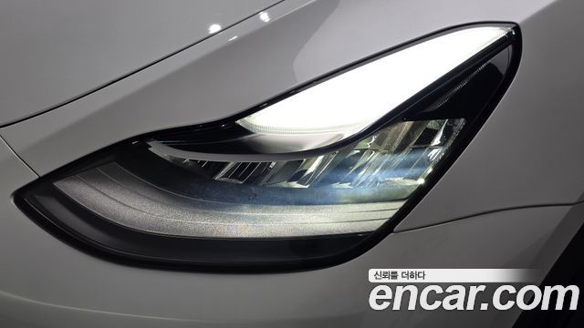 Tesla Model Y 2022 — photo 8